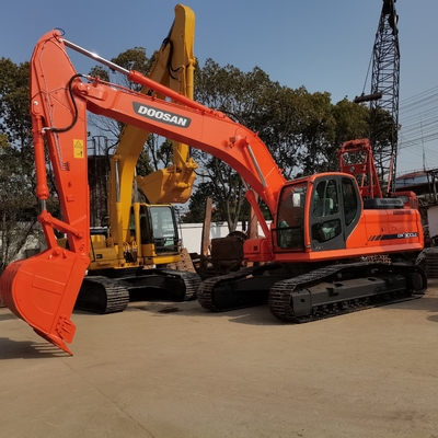 DOOSAN DX300LC Digger Excavator tweedehands in goede staat