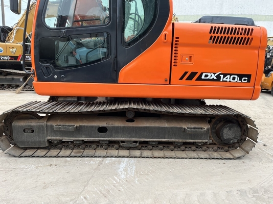 Doosan 140LC graafmachine 14 ton graver in goede staat met 78 kW vermogen en betaalbaar