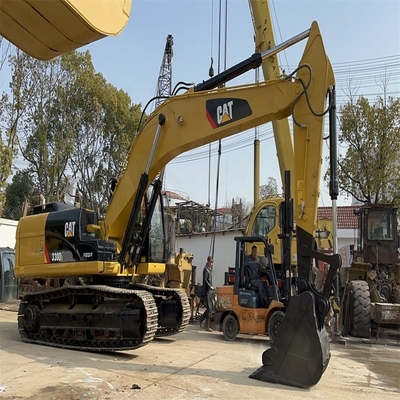 Goed gebruikte graafmachine CAT 330GC uit Japan met andere hydraulische cilinder
