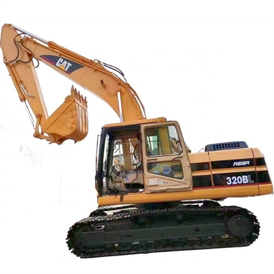 Gebruikte graafmachine Caterpillar 320BL met andere hydraulische pomp in Japan