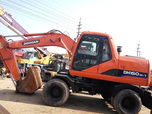 Gebruikte DOOSAN 150W-7 wielgraver 15 ton graver met een emmercapaciteit van 0,7m3