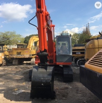 HITACHI EX100 graafmachine 10 ton kruipgraver met HITACHI hydraulische pomp in 2022