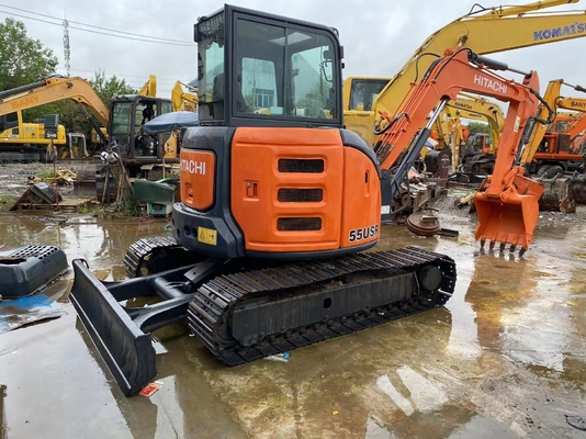 Gebruikte HITACHI ZX55 mini graafmachine 5,5 ton kleine graafmachine met een hoge werkend vermogen