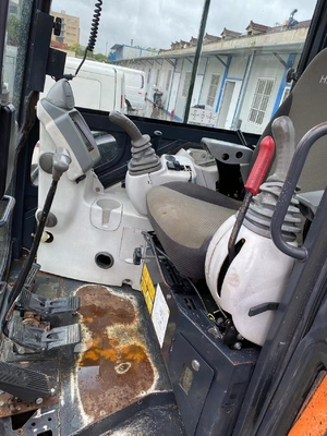 Gebruikte HITACHI ZX55 mini graafmachine 5,5 ton kleine graafmachine met een hoge werkend vermogen