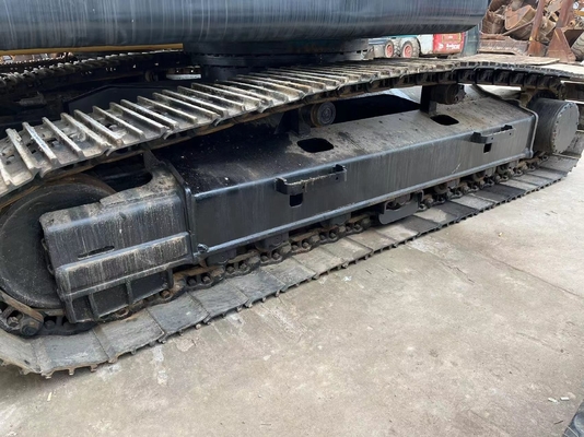 Gebruikte KOBELCO SK200 graafmachine met een emmercapaciteit van 1,1 m3 en een gewicht van 20000 kg in Shanghai