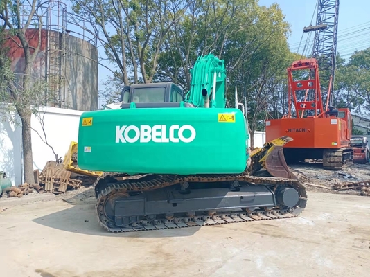 Gebruikte Kobelco SK200-6 Crawler Excavator met 66 kW vermogen in goede staat