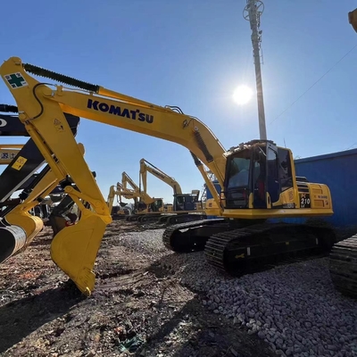 Tweedehands graafmachine KOMATSU PC210-8 in goede staat met weinig werktijden