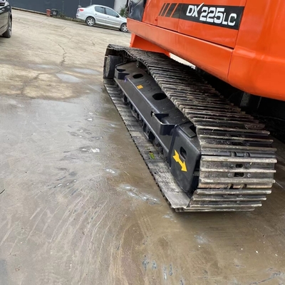 25000 kg Machine Gewicht Doosan DX225LC Graafmachine Japan Originele verf 2017