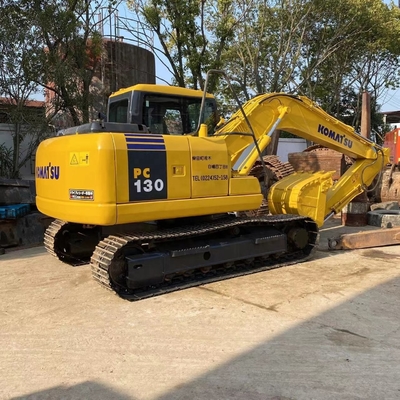 Komatsu PC130 graafmachine uit Japan geïmporteerd in Shanghai Yard