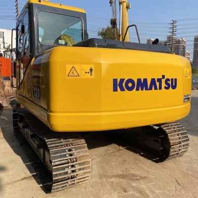 Komatsu PC130 graafmachine uit Japan geïmporteerd in Shanghai Yard