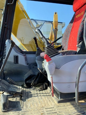 Uitstekende staat Komatsu PC130 hydraulische graafmachine met lage werktijden