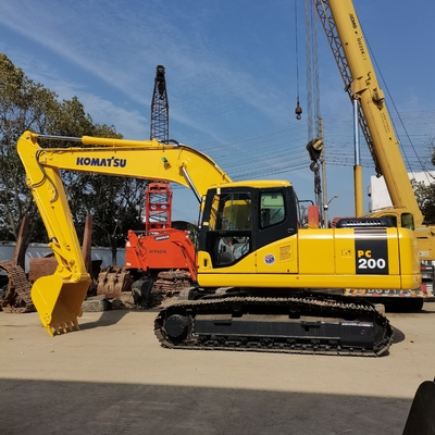 20ton graver in Shanghai werf Komatsu pc200 graafmachine gebruikt met 105KW hydraulische pomp