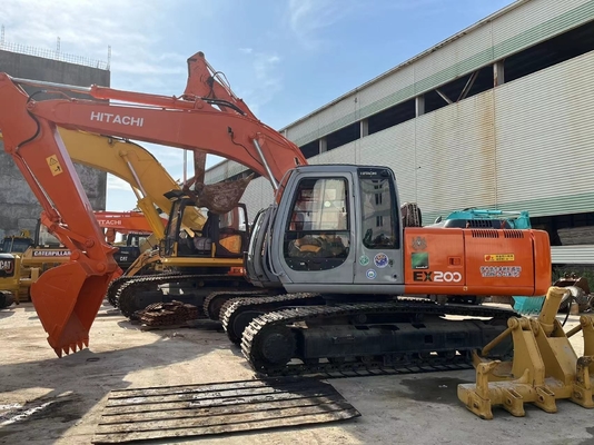 Gebruikte HITACHI EX200 Zaxis 120-6 graafmachine met ISUZU motor en Vickers hydraulische klep