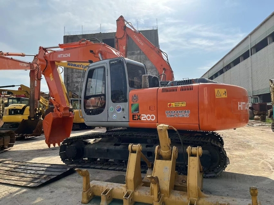 Gebruikte HITACHI EX200 Zaxis 120-6 graafmachine met ISUZU motor en Vickers hydraulische klep