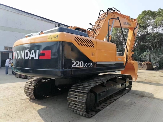Hyundai 220LC-9S Crawler Excavator en goede staat voor uw projecten op voorraad