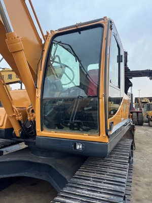 Hyundai 220LC-9S Crawler Excavator en goede staat voor uw projecten op voorraad