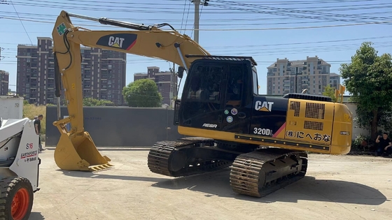 Gebruikte graafmachine Changjiang Hydraulische pomp Caterpillar 320DL Originele verf Japan