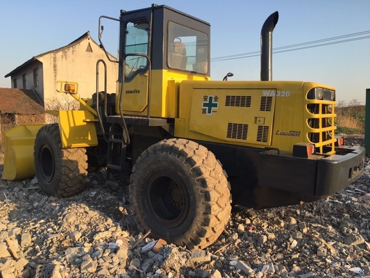 Gebruikte Komatsu 20ton wiellader WA320 met originele motor en Liyuan hydraulische pomp