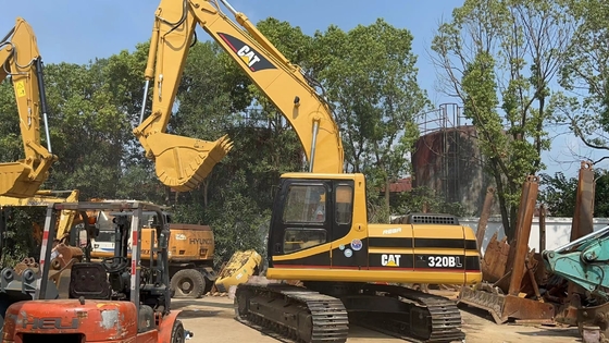 Original Digger 20 ton CAT 320BL Gebruikte graafmachine met 112 kW vermogen en EPA/CE-certificering