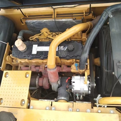 CAT 325d Crawler graafmachine gebruikt in de bouw met lage werktijden en efficiëntie