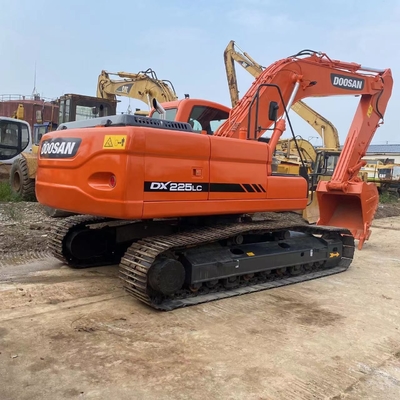 Gebruikte Doosan DX225LC graafmachine met originele hydraulische klep