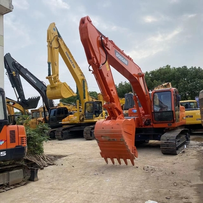 Gebruikte Doosan DX225LC graafmachine met originele hydraulische klep