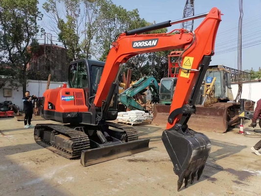 Doosan DX60 Tweedehands graafmachine met 6 ton werkgewicht in uitstekende staat