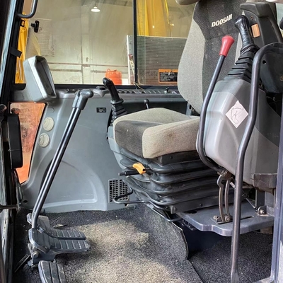 Doosan Dx60 mini graafmachine Gebruikte graafmachine met originele kleur en andere hydraulische pomp