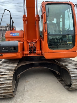 Gebruikte Doosan 140LC Crawler Graafmachine met lage werktijden in perfecte staat