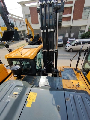 Gebruikte Hyundai HX220L graafmachine 22 ton kruipmachine in uitstekende staat