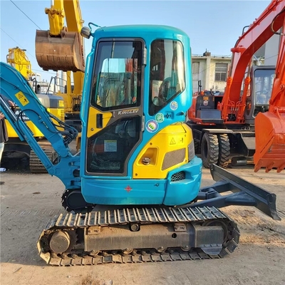 Gebruikte Kubota KX135 graafmachine met een emmercapaciteit van 0,11 m3 en andere hydraulische cilinder