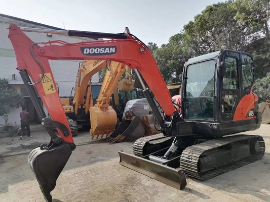 Voordelen Gebruikte DX60-9C Crawler Excavator in goede staat in Shanghai