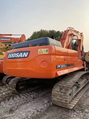 Gebruikte graafmachine DOOSAN DX300LC Grote hydraulische kruipmachine Gewicht 29300 KG