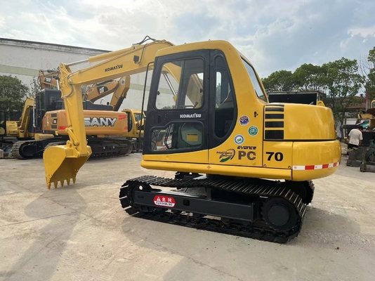 Tweedehands Komatsu PC70 graafmachine in uitstekende staat met 0,38m3 emmercapaciteit