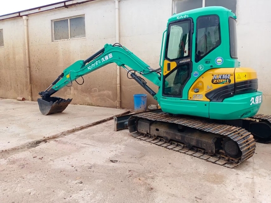 KX161 Kubota mini graafmachine in Japan met originele kleur en andere hydraulische cilinder