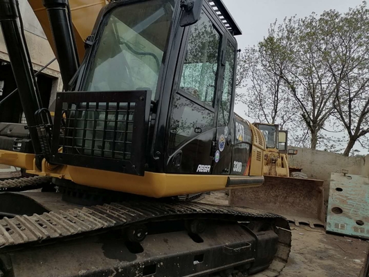 30000 KG Cat 330d Crawler graafmachine in goede staat met originele Japanse motor
