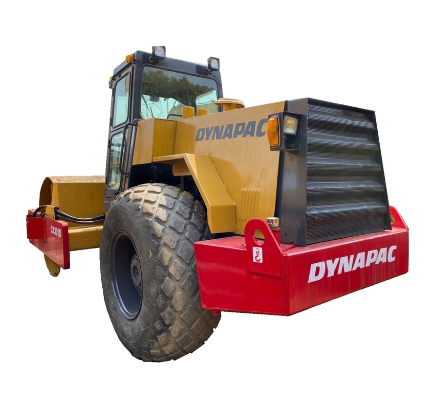 Gebruikte Dynapac CA301D wegroller High Power Single Drum Steel Wheel voor en fundering