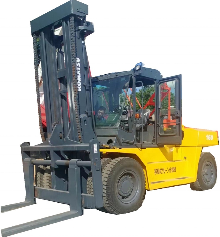 Tweedehands Komatsu FD160 16TON Diesel vorkheftruck met originele hydraulische systeem in goede staat
