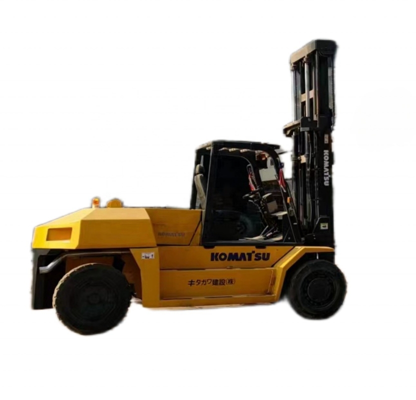 Komatsu FD100 Vorklift Zware apparatuur met een goed hefvermogen