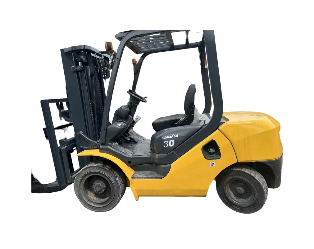 De beste diëzelforklift voor boerderijen Komatsu 30 Goed vervoermiddel
