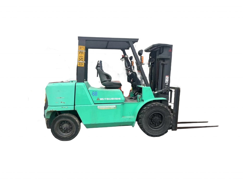Gebruikte Mitsubishi FD40 Diesel vorklift met maximaal 4 ton.