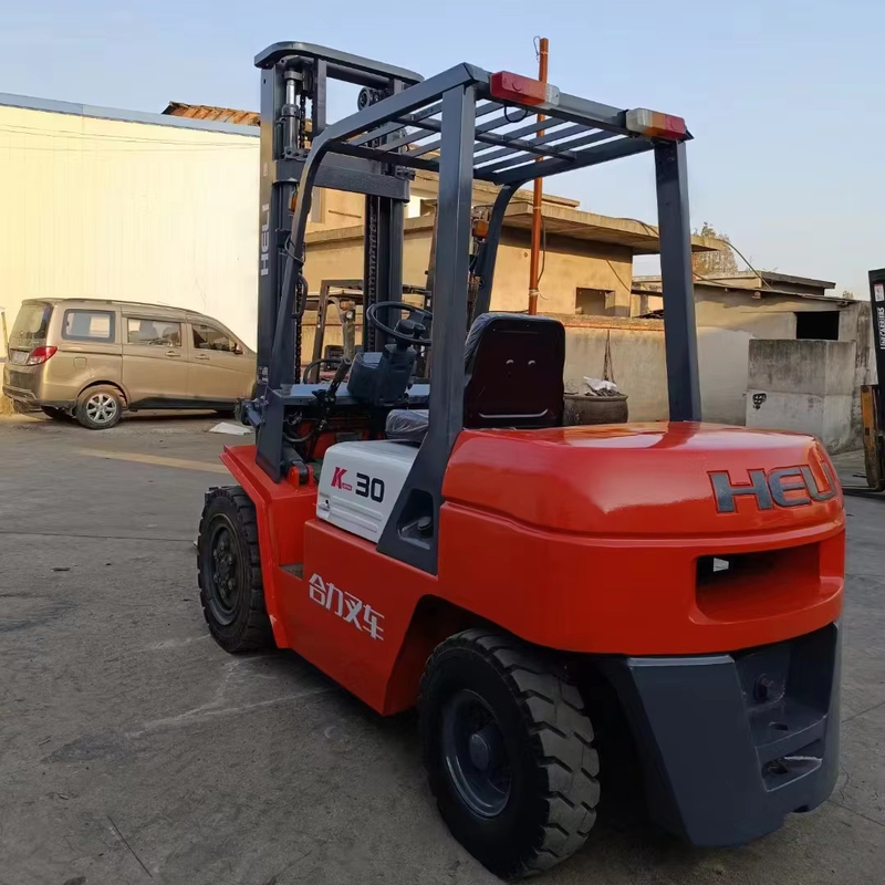 Originele kleur 3 ton tweedehands HELI CPCD30 Diesel vorkheftruck in perfecte staat
