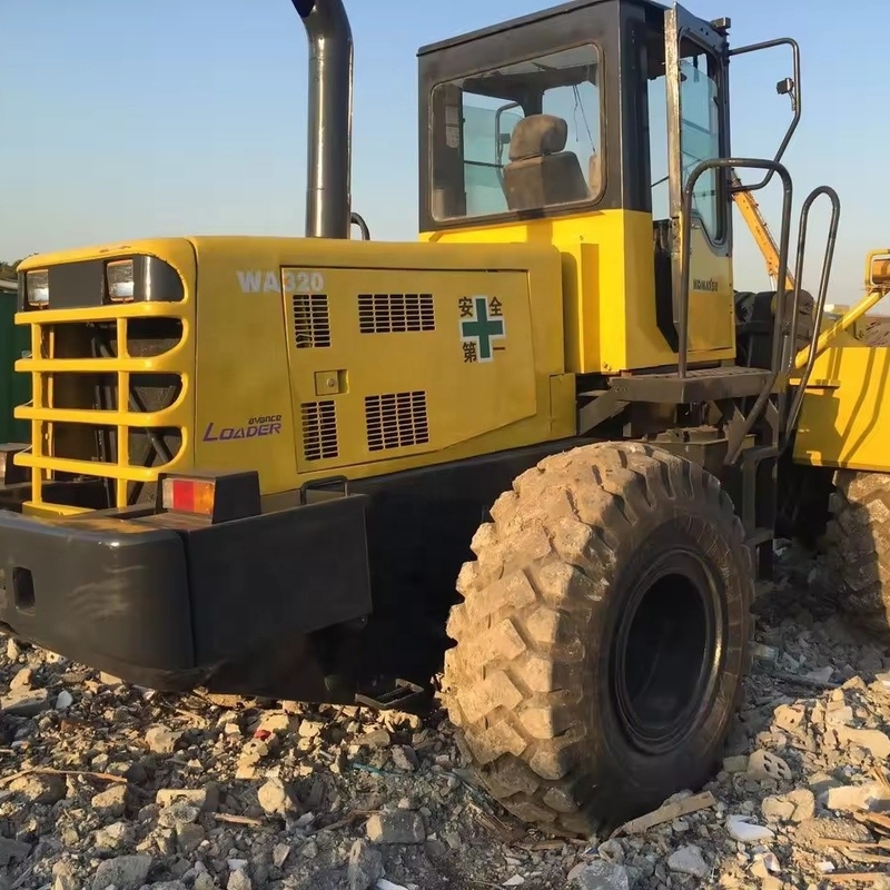 Gebruikte Komatsu 20ton wiellader WA320 met originele motor en Liyuan hydraulische pomp